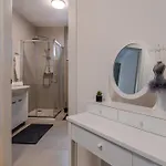 Korina - Free Private Parking Apartamento