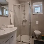 Korina - Free Private Parking Apartamento Zadar