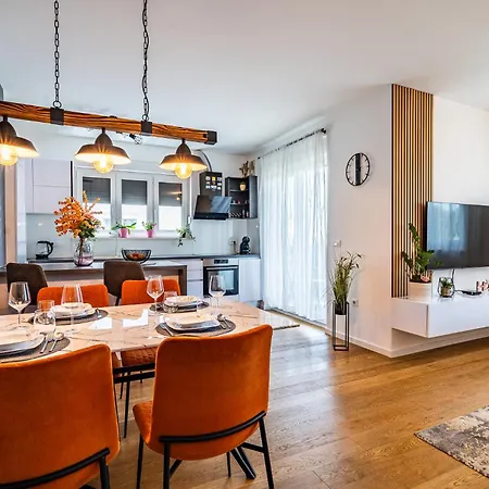 Apartment Korina - Free Private Parking *